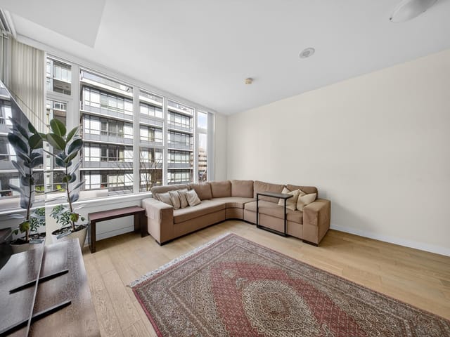Apartment for sale in Vancouver, Vancouver West, 301 2565 Maple Street, 263127408 | Realtylink.org