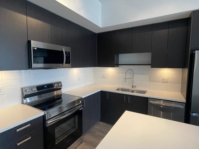 Apartment for sale in Surrey, Surrey, 609 15815 85 Avenue, 263127474 | Realtylink.org