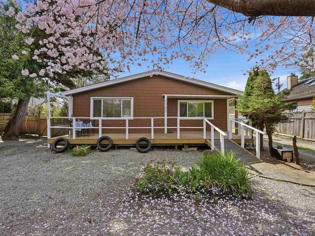 House for sale in Sechelt, Sunshine Coast, 5707 Medusa Street, 263127688 | Realtylink.org