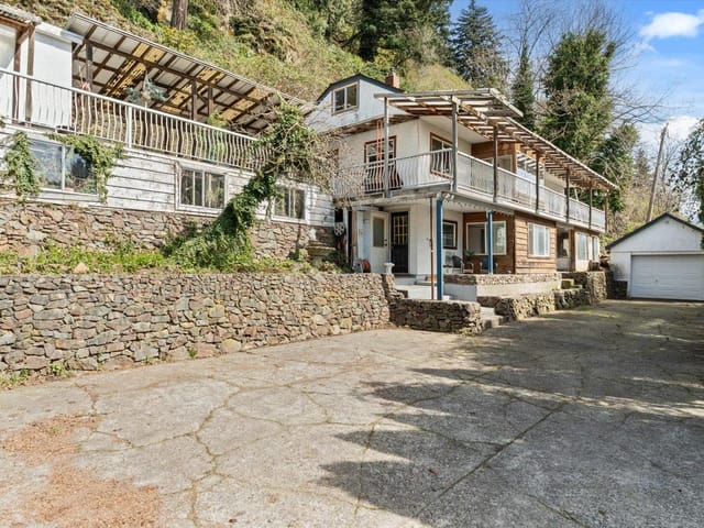 House for sale in Chilliwack, Chilliwack, 47145 Yale Road, 263127758 | Realtylink.org