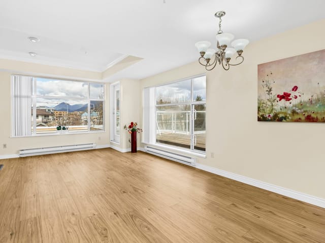 Apartment for sale in Port Coquitlam, Port Coquitlam, 404 2340 Hawthorne Avenue, 263127941 | Realtylink.org