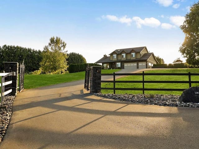 House for sale in Abbotsford, Abbotsford, 33930 McConnell Road, 263128035 | Realtylink.org
