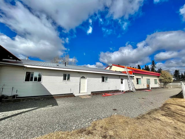 House for sale in Lac La Hache, 100 Mile House, 3988 S Cariboo 97 Highway, 263128184 | Realtylink.org