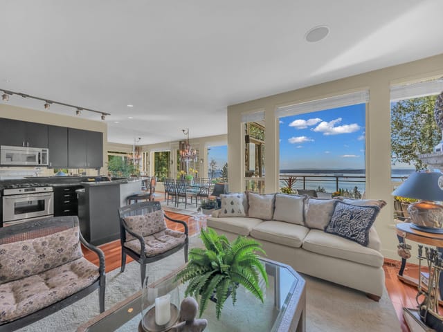 Townhouse for sale in West Vancouver, West Vancouver, 2472 Shadbolt Lane, 263128239 | Realtylink.org