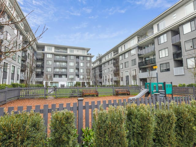 Apartment for sale in Surrey, Surrey, 308 15835 85 Avenue, 263128339 | Realtylink.org