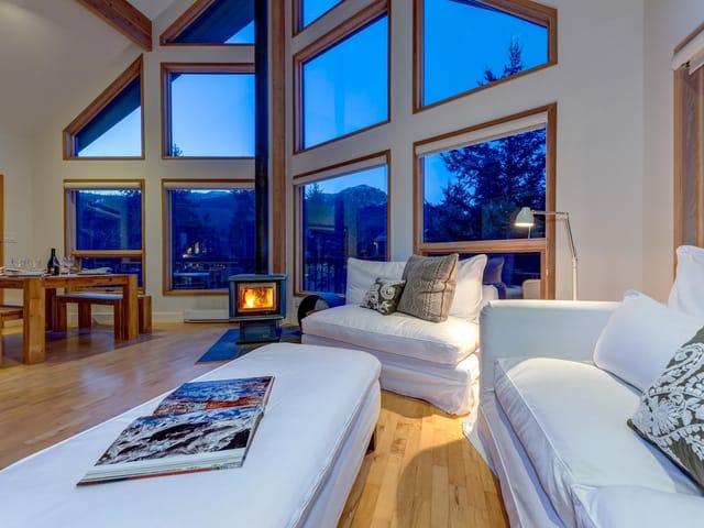 House for sale in Whistler, Whistler, 2748 Coyote Place, 263128441 | Realtylink.org