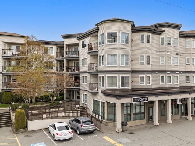 Apartment for sale in Langley, Langley, 210 5765 Glover Road, 263128511 | Realtylink.org