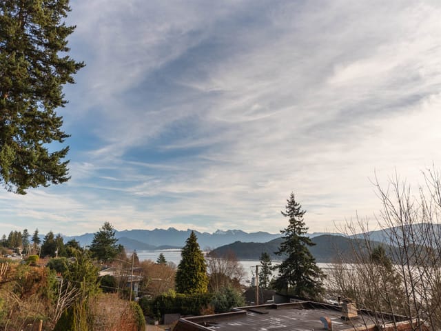 House for sale in Gibsons, Sunshine Coast, 476 Abbs Road, 263128528 | Realtylink.org