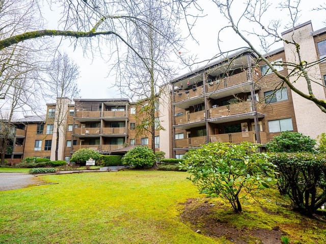 Apartment for sale in Surrey, North Surrey, 208 10644 151a Street, 263128582 | Realtylink.org