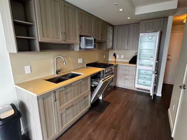 Apartment for rent in Vancouver, Vancouver East, 2808 5665 Boundary Road, 263128593 | Realtylink.org