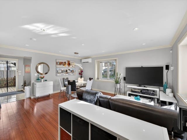 Townhouse for sale in Burnaby, Burnaby South, 7012 Griffiths Avenue, 263128723 | Realtylink.org