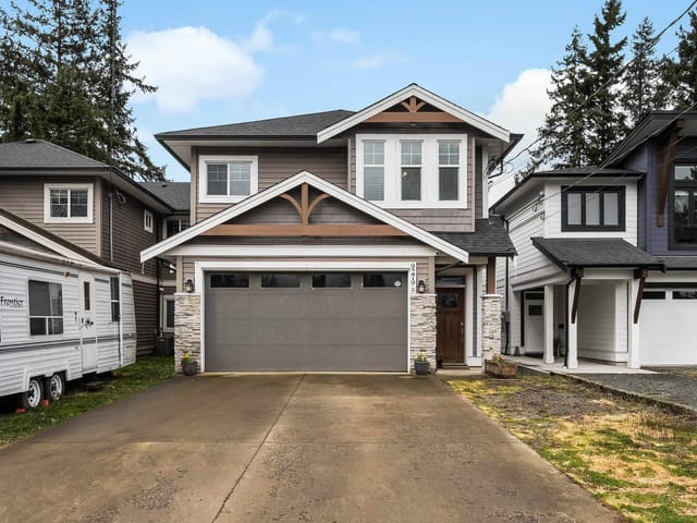 1/2 Duplex for sale in Chilliwack, Chilliwack, B 9279 Carleton Street, 263128783 | Realtylink.org