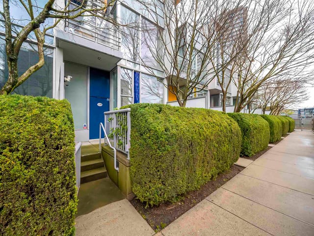Townhouse for sale in Vancouver, Vancouver West, 119 Regiment Square, 263128785 | Realtylink.org