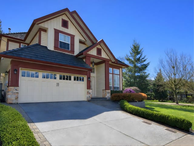 House for sale in Surrey, South Surrey White Rock, 15430 34a Avenue, 263128816 | Realtylink.org