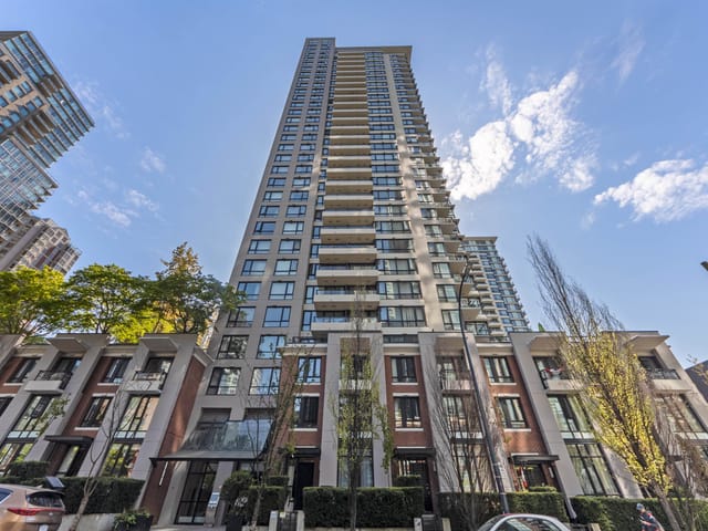 Apartment for sale in Vancouver, Vancouver West, 909 928 Homer Street, 263128945 | Realtylink.org