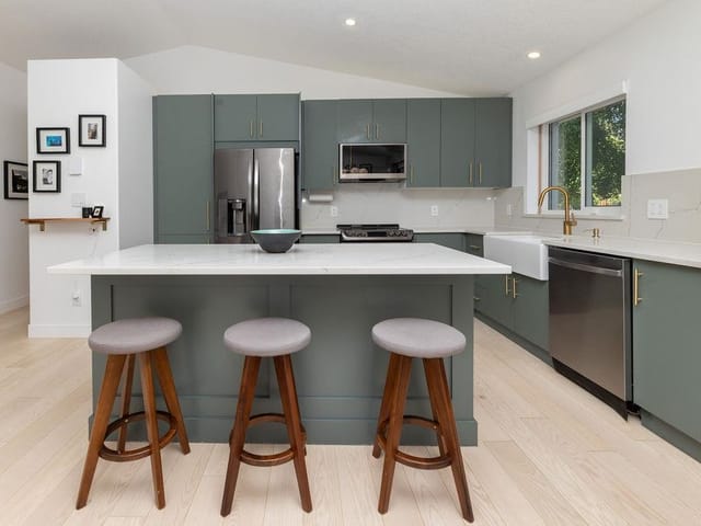 House for sale in Sechelt, Sunshine Coast, 5700 Trident Avenue, 263128977 | Realtylink.org