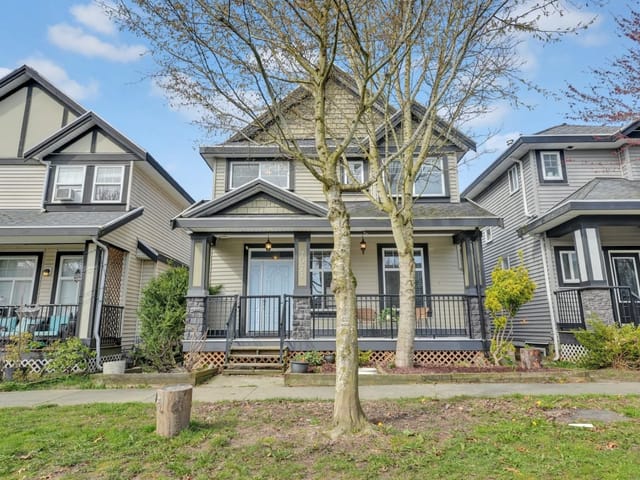 House for sale in Surrey, Cloverdale, 7071 195a Street, 263129005 | Realtylink.org