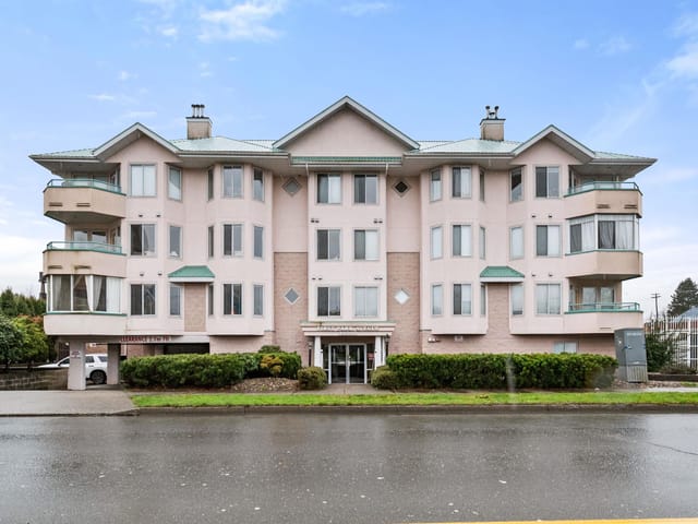 Apartment for sale in Chilliwack, Chilliwack, 204 46000 First Avenue, 263129173 | Realtylink.org