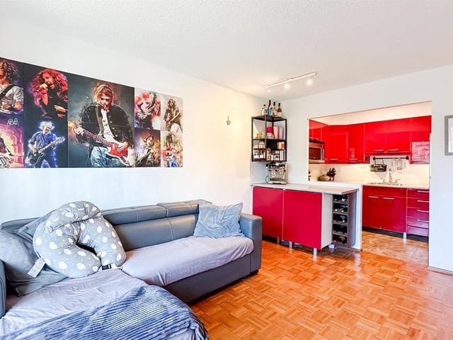 Apartment for sale in Vancouver, Vancouver West, 202 2080 Maple Street, 263129298 | Realtylink.org