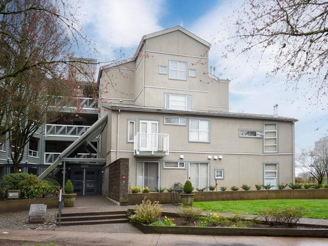 Apartment for sale in Vancouver, Vancouver East, 402 2080 E Kent Avenue South, 263129346 | Realtylink.org