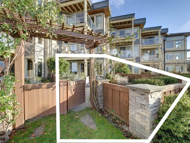 Apartment for sale in Sechelt, Sunshine Coast, 105 5160 Davis Bay Road, 263129377 | Realtylink.org