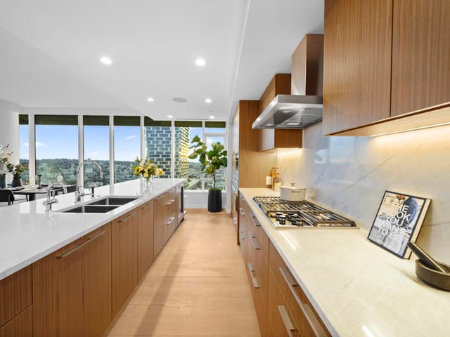 Apartment for sale in Vancouver, Vancouver West, 3503 1335 Howe Street, 263129390 | Realtylink.org