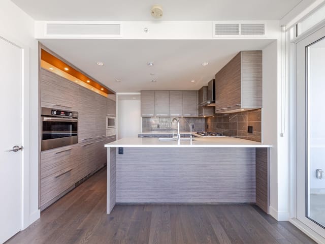 Apartment for sale in Richmond, Richmond, 902 7468 Lansdowne Road, 263129460 | Realtylink.org