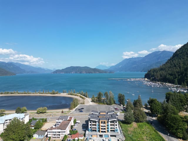 Apartment for sale in Harrison Hot Springs, Harrison Lake, 106 470 Esplanade Avenue, 263129529 | Realtylink.org