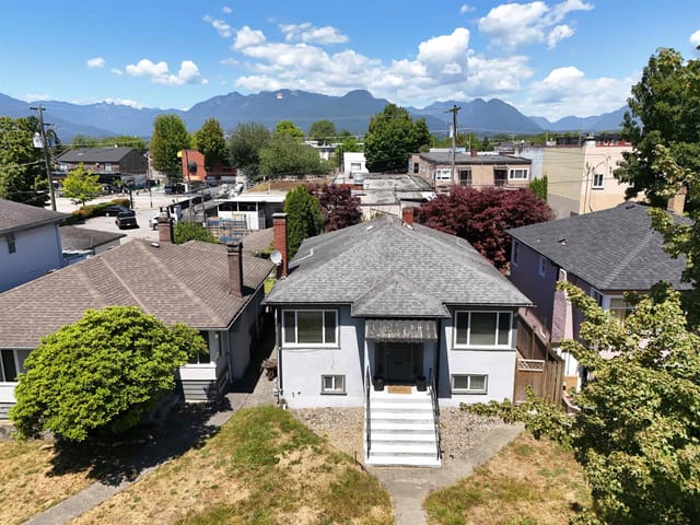 House for sale in Vancouver, Vancouver East, 2349 E Pender Street, 263129671 | Realtylink.org