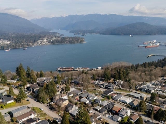 House for sale in Burnaby, Burnaby North, 151 N Holdom Avenue, 263129739 | Realtylink.org