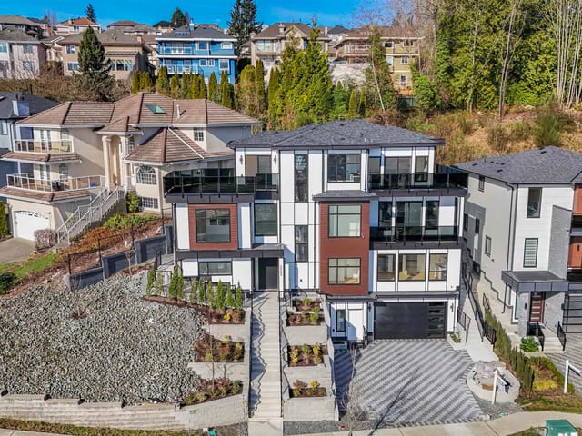 House for sale in Coquitlam, Coquitlam, 2263 Monashee Court, 263130369 | Realtylink.org
