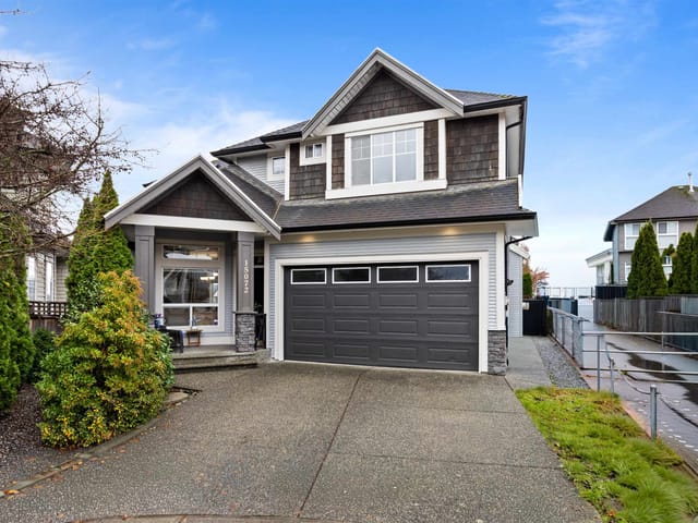 House for sale in Surrey, Surrey, 15072 61b Avenue, 263130418 | Realtylink.org