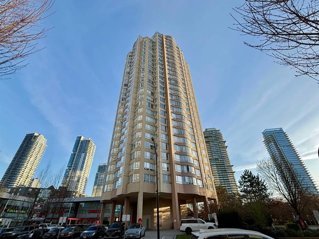 Apartment for sale in Burnaby, Burnaby South, 1806 6220 McKay Avenue, 263130527 | Realtylink.org