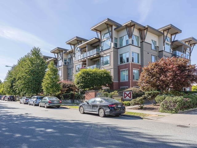 Apartment for sale in Abbotsford, Abbotsford, 220 33539 Holland Avenue, 263130580 | Realtylink.org
