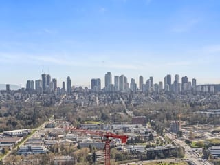 Apartment for sale in Burnaby, Burnaby North, 5303 1955 Alpha Way, 263130582 | Realtylink.org