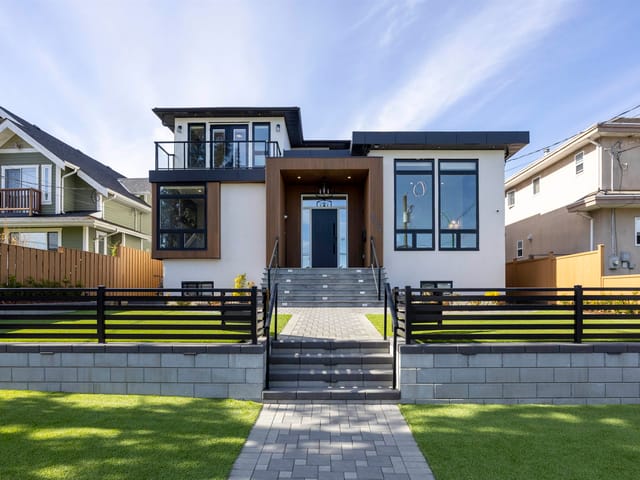 House for sale in Burnaby, Burnaby East, 8093 14th Avenue, 263130686 | Realtylink.org