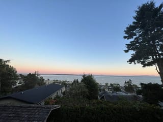 House for rent in White Rock, South Surrey White Rock, 14748 Upper Roper Avenue, 263130757 | Realtylink.org