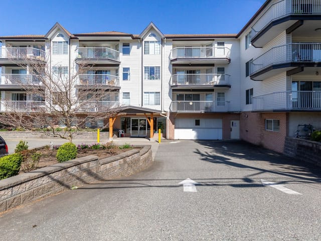 Apartment for sale in Abbotsford, Abbotsford, 104 33535 King Road, 263130838 | Realtylink.org