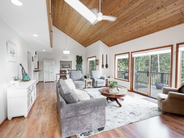 House for sale in Halfmoon Bay, Sunshine Coast, 8096 Westwood Road, 263131204 | Realtylink.org