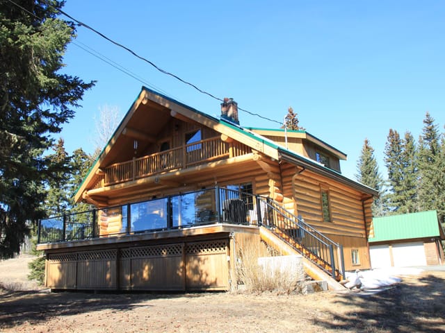 House for sale in Bridge Lake, 100 Mile House, 8025 N Bonaparte Road, 263131207 | Realtylink.org