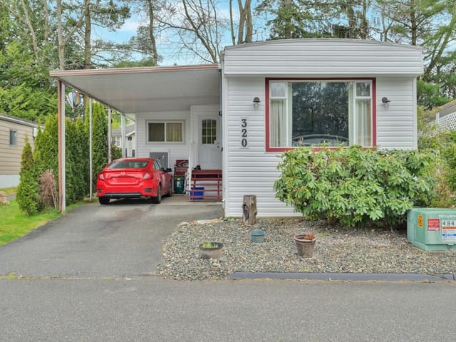 Manufactured Home for sale in Surrey, South Surrey White Rock, 320 1840 160 Street, 263131251 | Realtylink.org