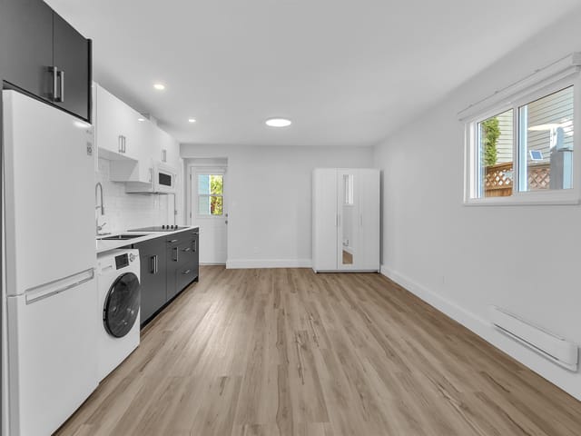 House for rent in Port Coquitlam, Port Coquitlam, Studio 1xxx Lombardy Drive, 263131263 | Realtylink.org