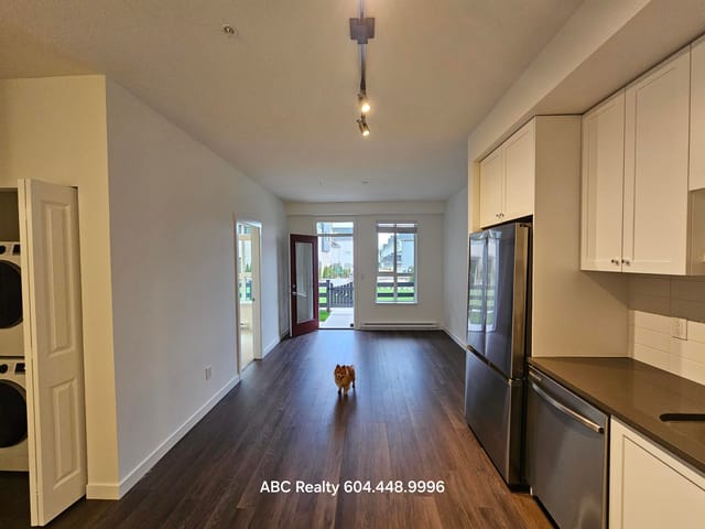 Apartment for rent in Surrey, Surrey, 1FL 15738 85 Avenue, 263131304 | Realtylink.org