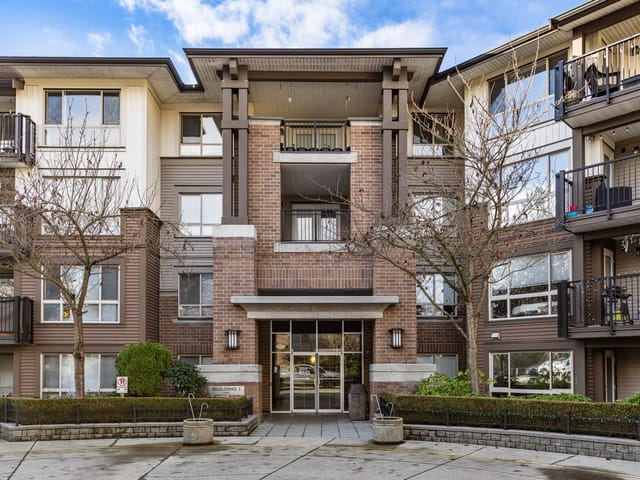 Apartment for sale in Maple Ridge, Maple Ridge, 215 11665 Haney Bypass, 263131420 | Realtylink.org