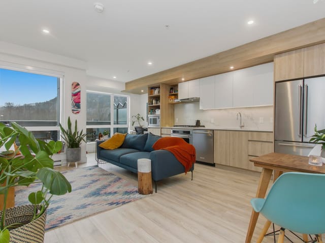 Apartment for sale in Squamish, Squamish, 420 38362 Buckley Avenue, 263131542 | Realtylink.org