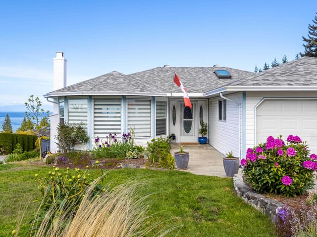 House for sale in Sechelt, Sunshine Coast, 5007 Laurel Avenue, 263131749 | Realtylink.org