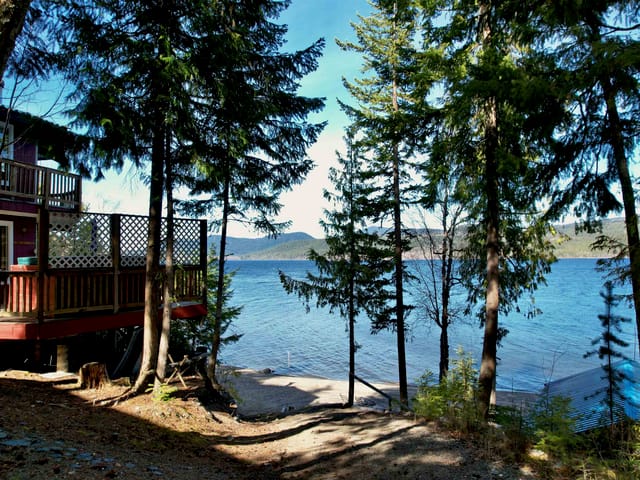 House for sale in Canim Lake, 100 Mile House, 9303 S Mahood Lake Road, 263131761 | Realtylink.org