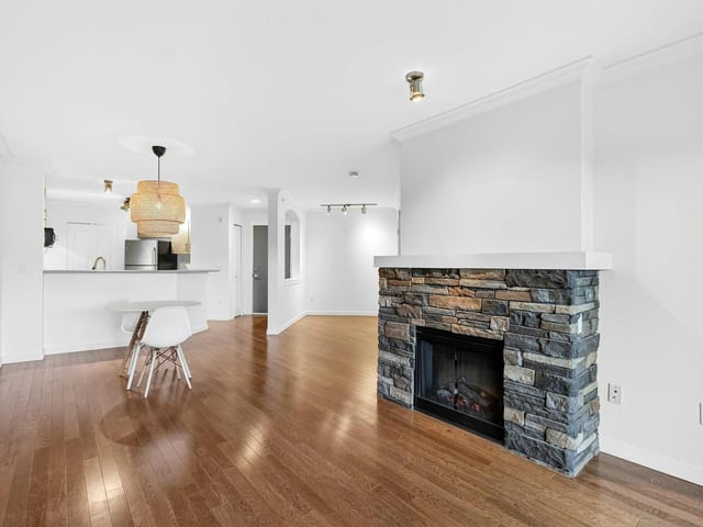 Apartment for rent in Port Moody, Port Moody, 4xx 300 Klahanie Drive, 263131834 | Realtylink.org