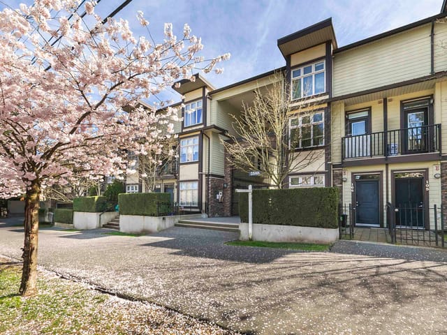 Townhouse for sale in Burnaby, Burnaby South, 219 5588 Patterson Avenue, 263131861 | Realtylink.org