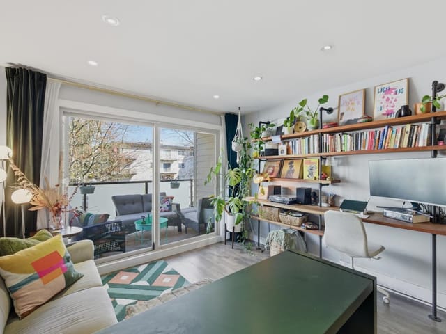 Apartment for sale in Vancouver, Vancouver East, 205 1864 Frances Street, 263131942 | Realtylink.org